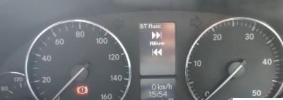 梅赛德斯奔驰C级W203仪表盘被黑以显示自定义文本