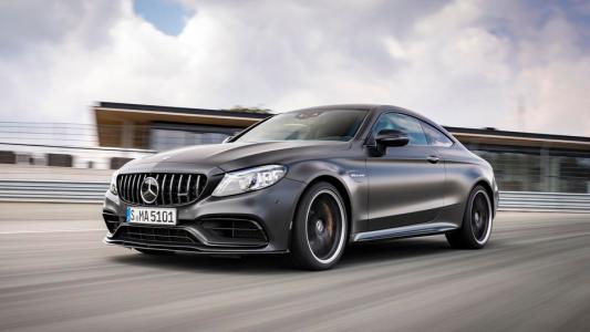 2019年梅赛德斯-奔驰AMG C63获得了大量更新 但没有额外的动力