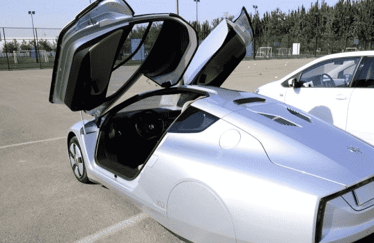 评测奥迪RS 5敞篷版怎么样及大众超级节能车XL1多少钱